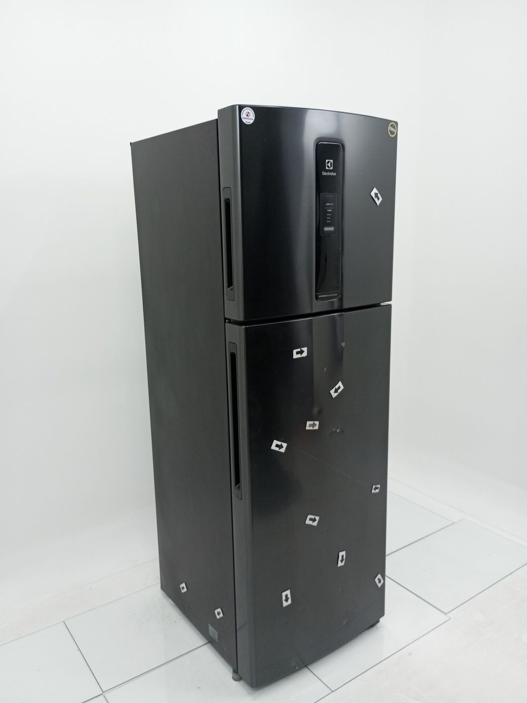 REFRIGERADOR ELECTROLUX IF43B FROST FREE INVE