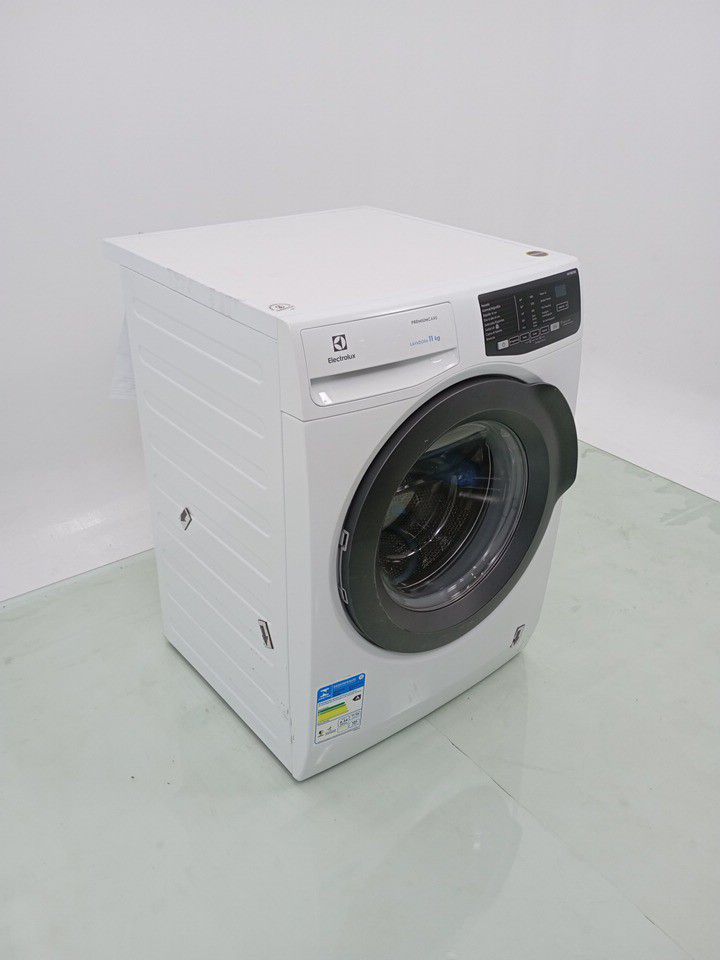 LAVADORA ELECTROLUX LFE11 - Lavadora Electrol
