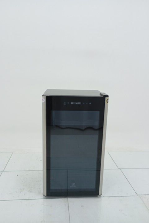 CERVEJEIRA ELECTROLUX BCG96 96L  COM MULTI DR