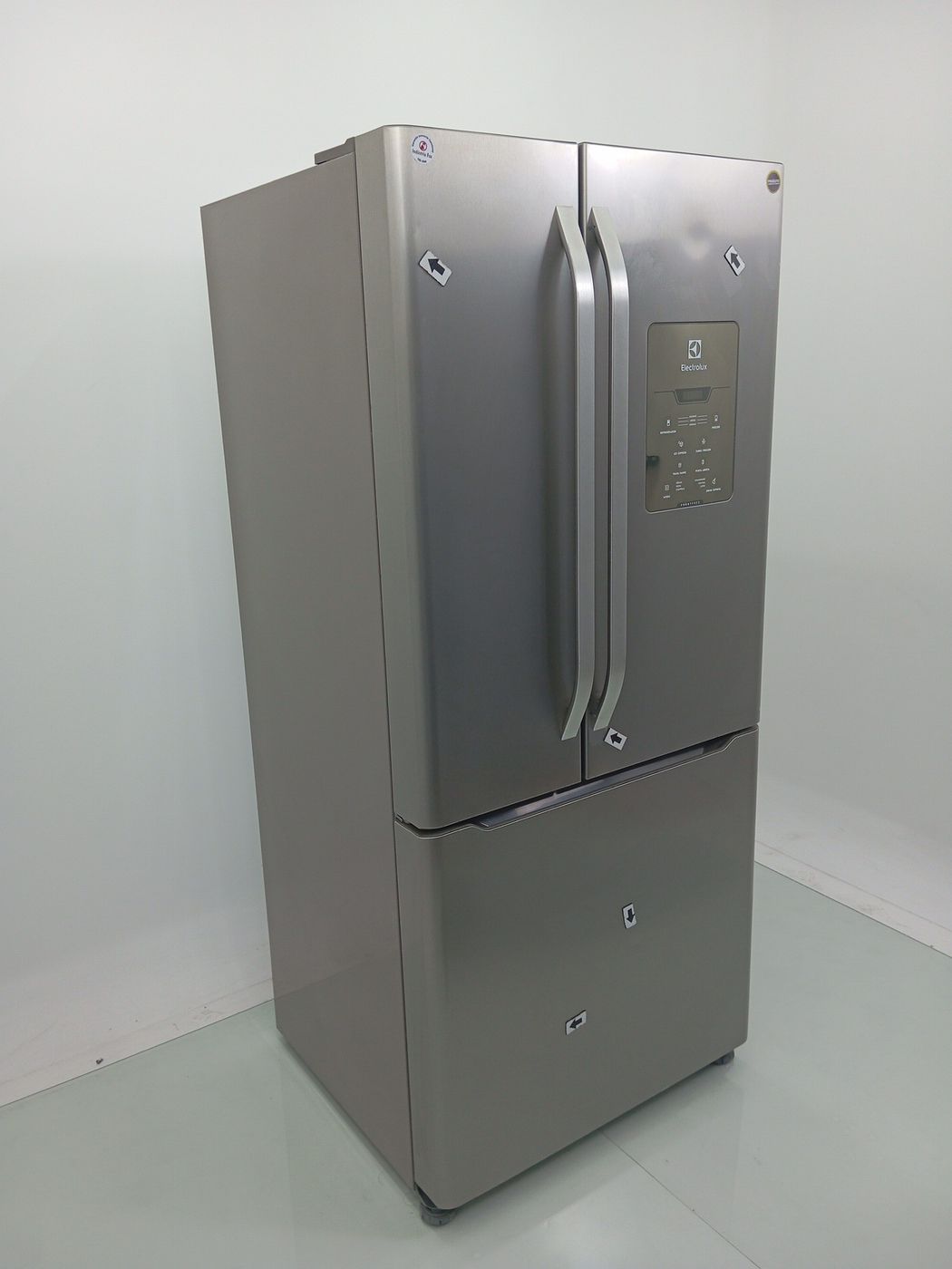 REFRIGERADOR ELECTROLUX DM84X   FROST FREE 57