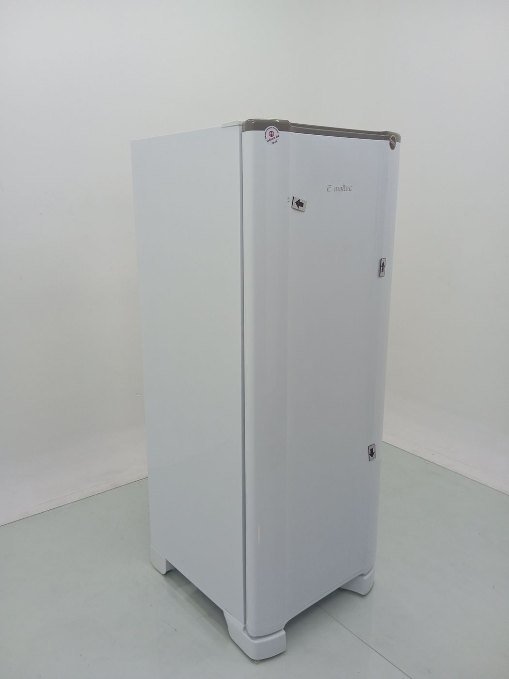 REFRIGERADOR ESMALTEC CYCLE DEFROST 1 PORTA R
