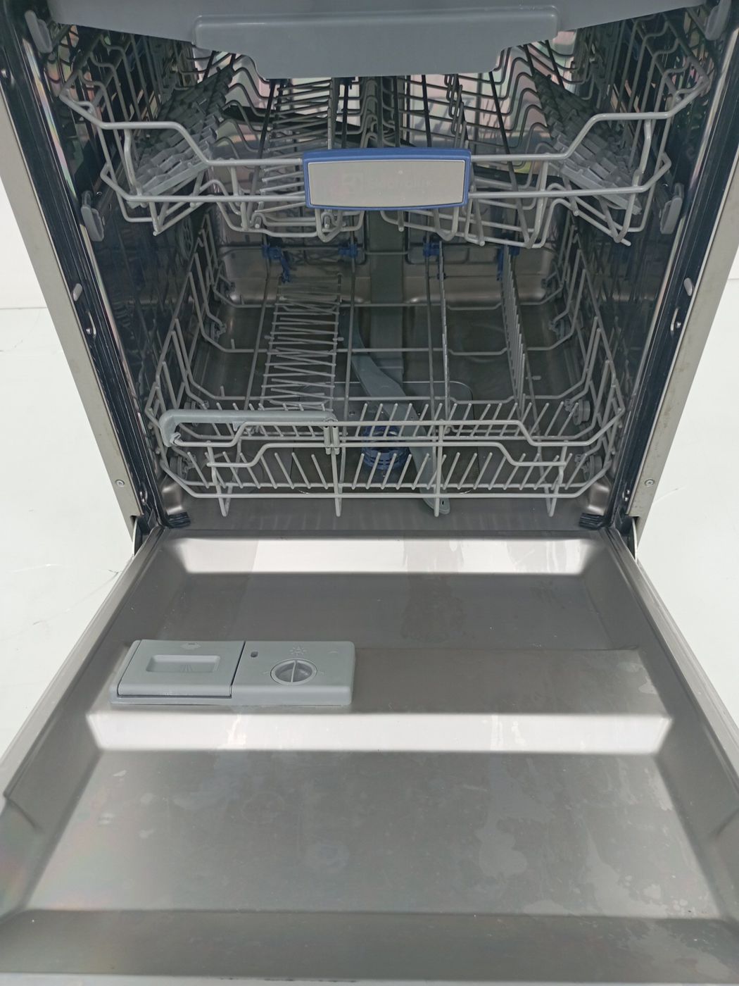 LAVA LOUCAS ELECTROLUX LL14X - Lava Louça Ele