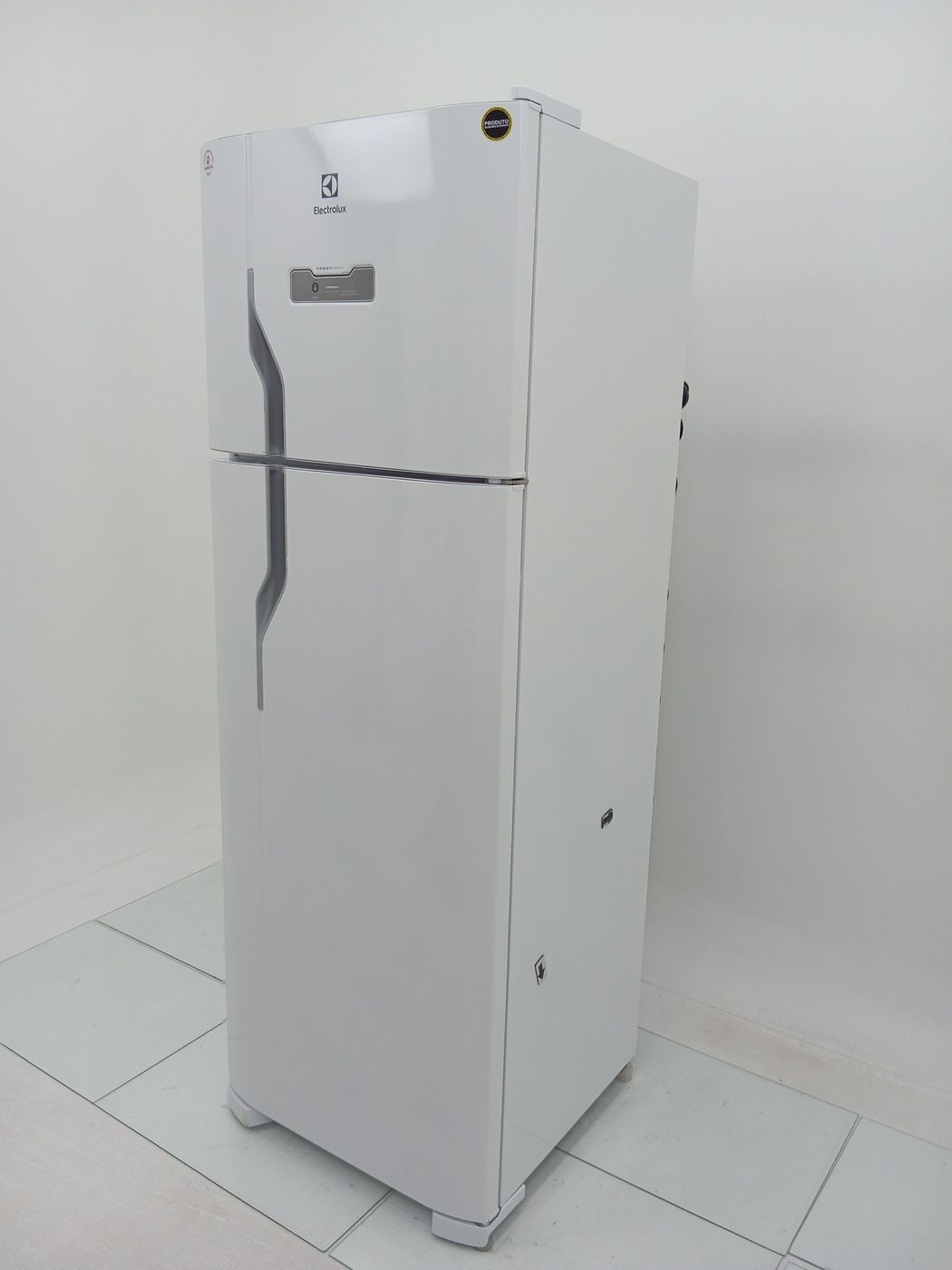 REFRIGERADOR ELECTROLUX TF39-   FROST FREE 31