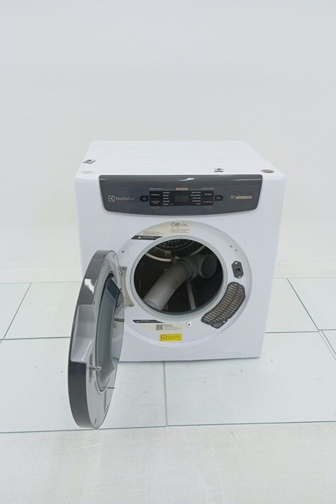 SECADORA ELECTROLUX SVB11 DE PAREDE E PISO 11