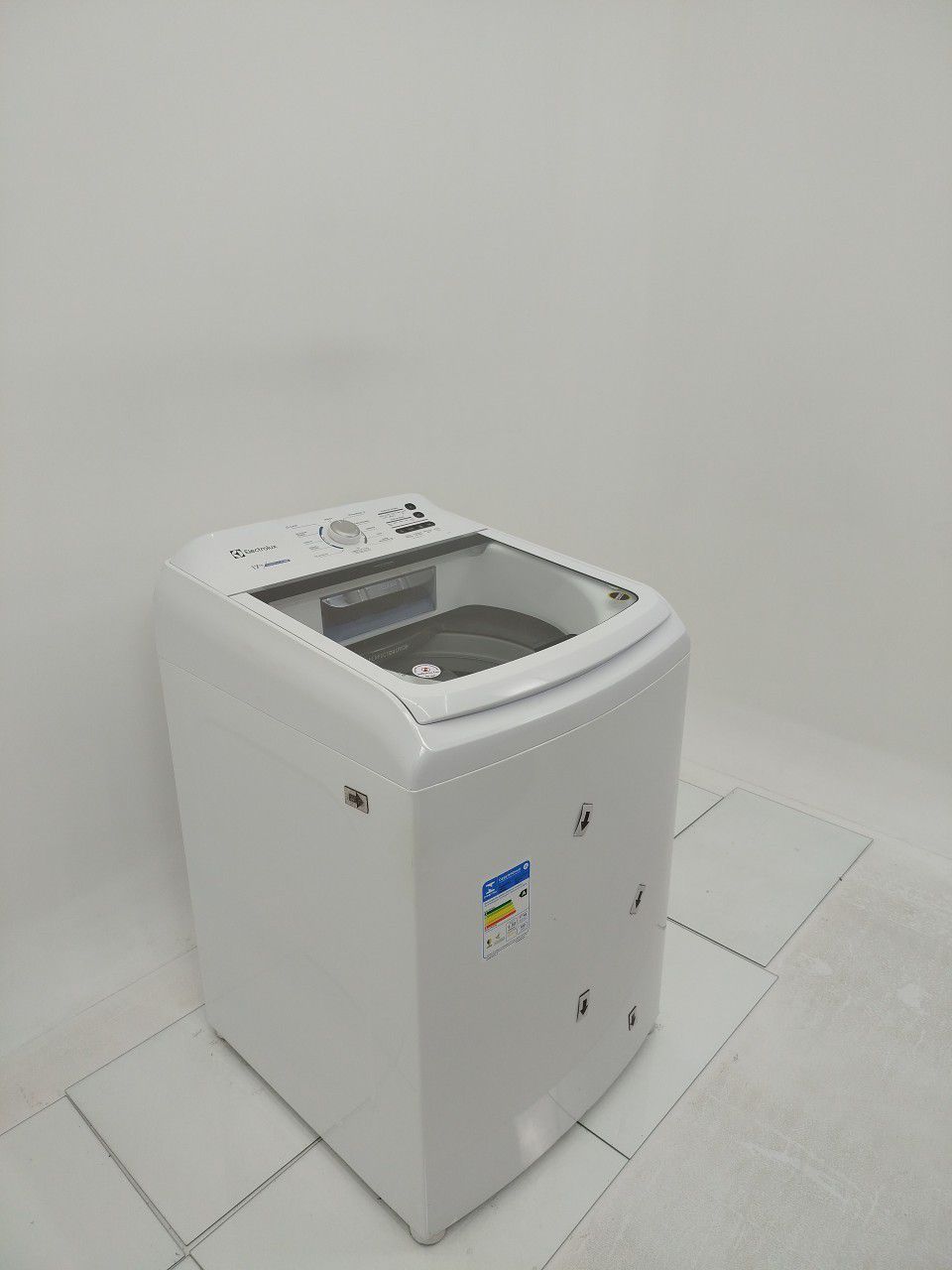 LAVADORA ELECTROLUX LED17 ROUPAS TOP LOAD 17K