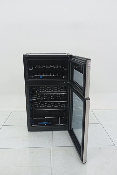 ADEGA ELECTROLUX VINHOS 2 PORTAS ACD29 29 GAR