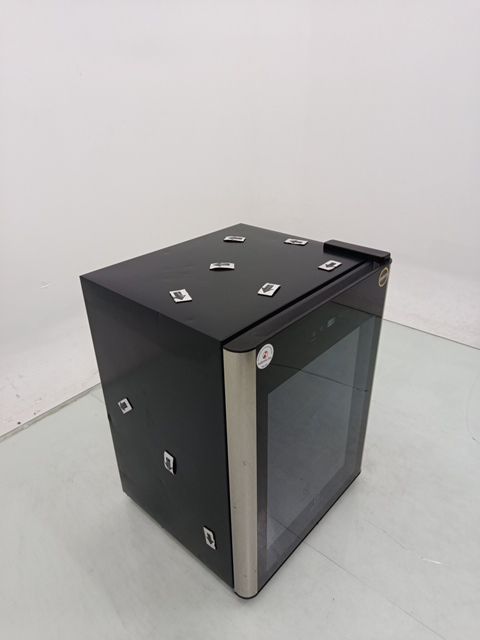 ADEGA ELECTROLUX WSF24 - Adega Electrolux WSF