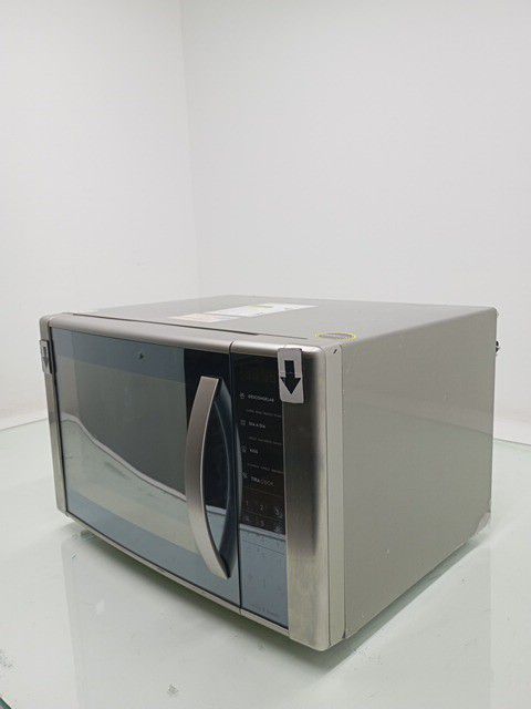 MICRO-ONDAS ELECTROLUX ME41X 31L - INOX