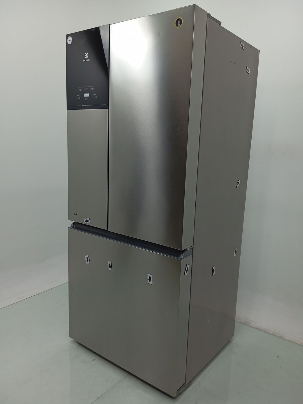 REFRIGERADOR ELECTROLUX IM8S FROST FREE INVER