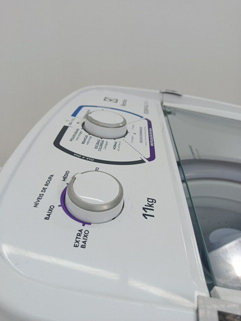 LAVADORA ELECTROLUX LES11 - Lavadora Electrol