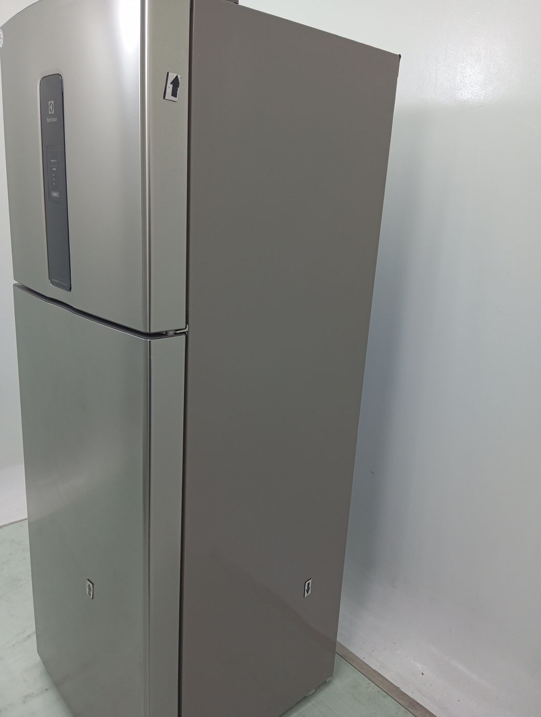 GELADEIRA ELECTROLUX IT70S FROST FREE INVERTE
