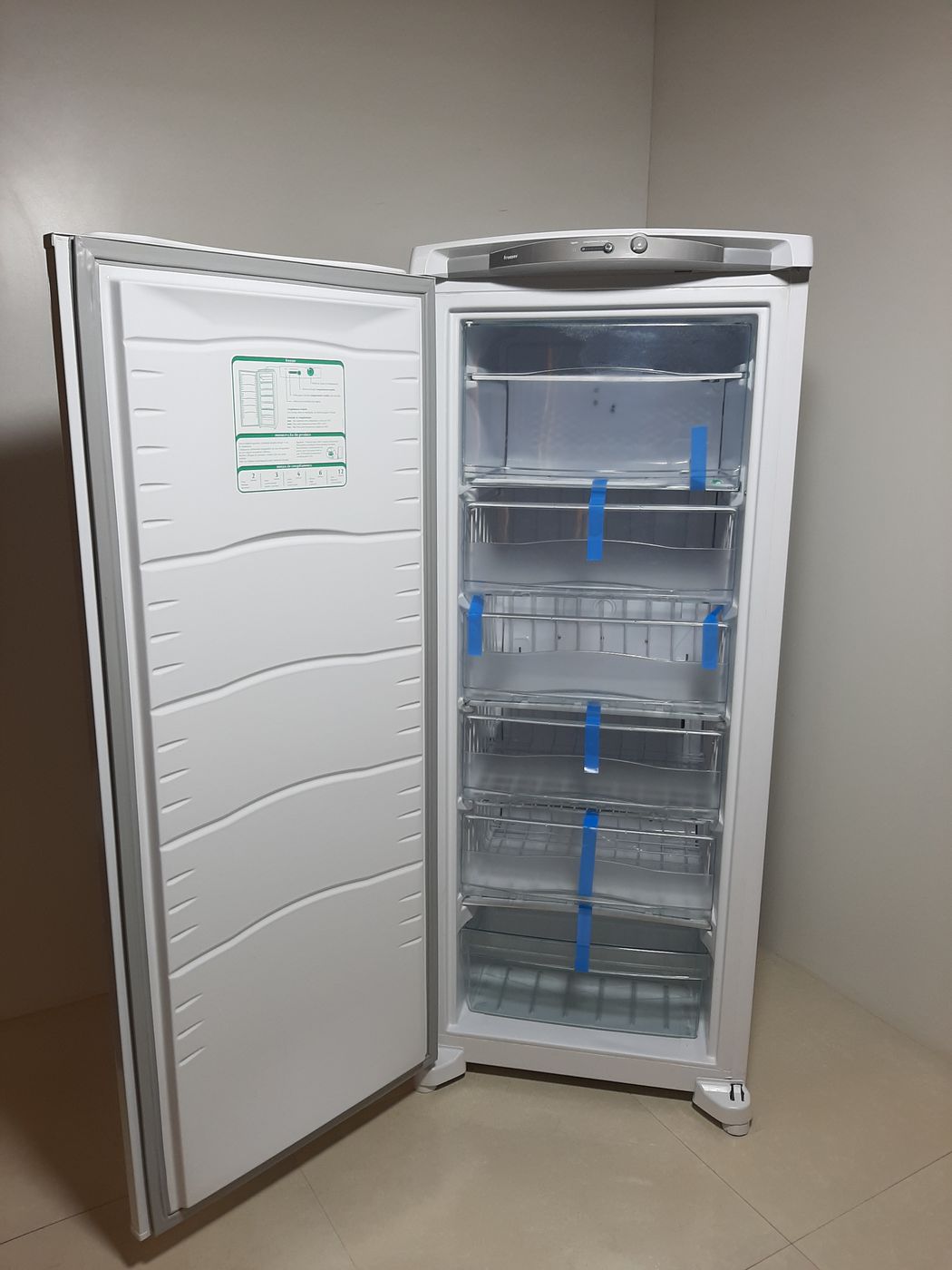 FREEZER CONSUL VERTICAL 1 PORTA 231L BR - BRA