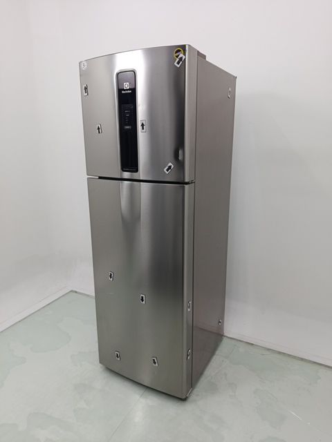REFRIGERADOR ELECTROLUX IF43S FROST FREE 390L