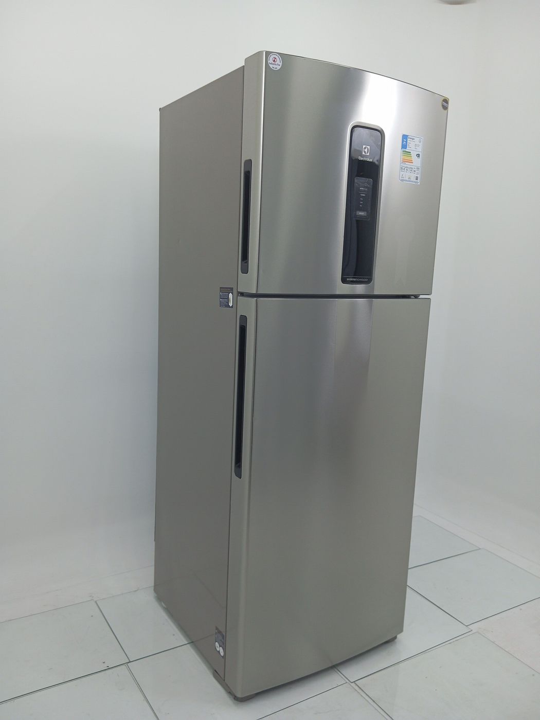 REFRIGERADOR ELECTROLUX IT70S FROST FREE INVE