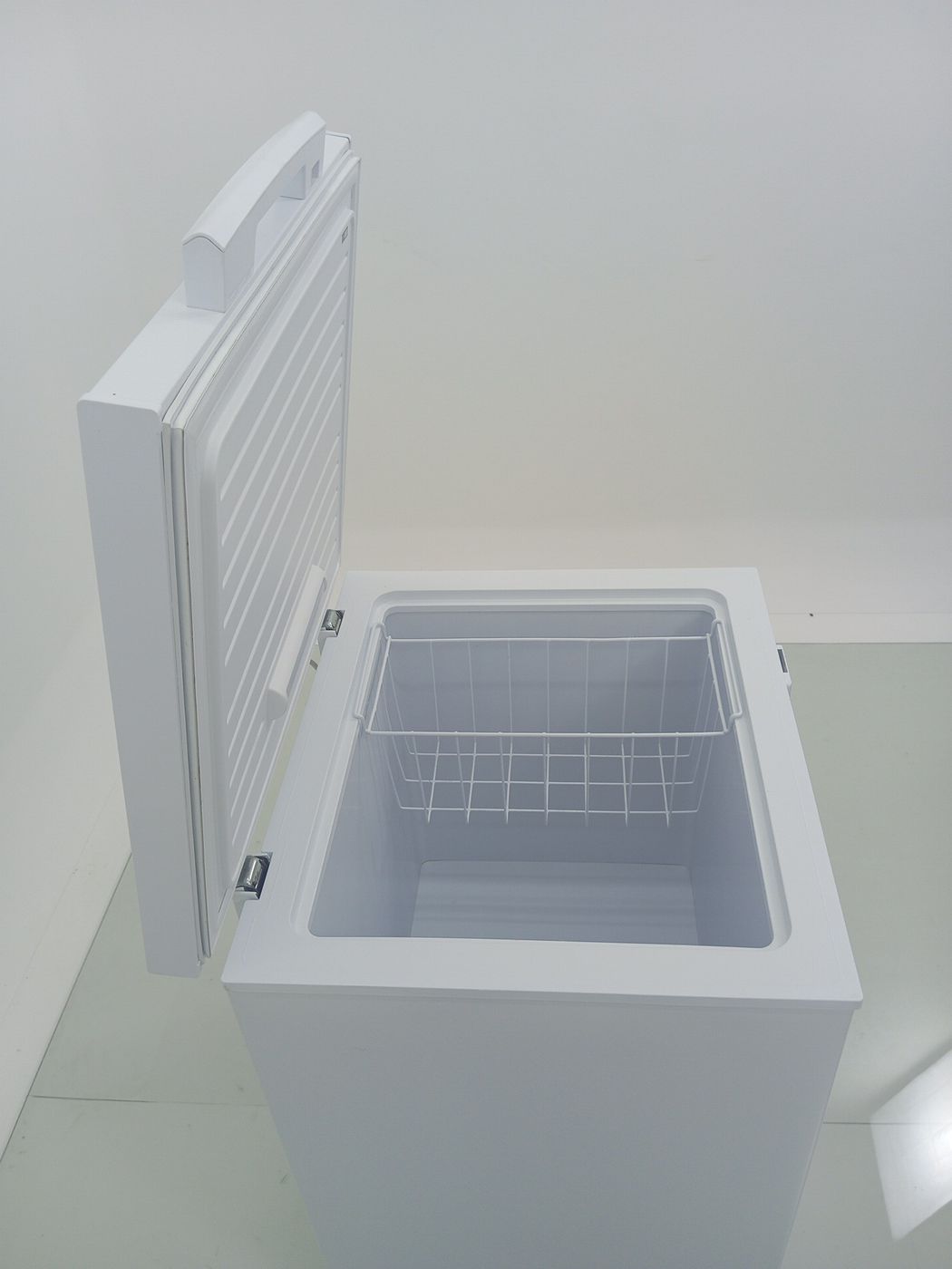 FREEZER ELECTROLUX HE150 HORIZONTAL 143L - BR