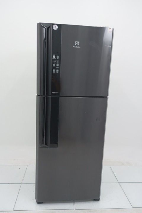 REFRIGERADOR ELECTROLUX IF55B DUAS PORTAS FRO
