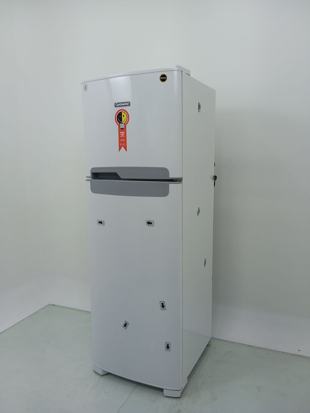 REFRIGERADOR ELECTROLUX TC41-   FROST FREE 37
