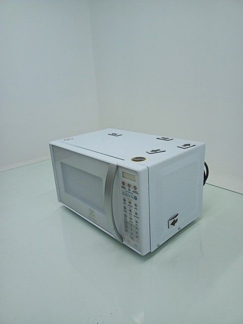 MICRO-ONDAS ELECTROLUX MTO30 MICRO-ONDAS MTO3