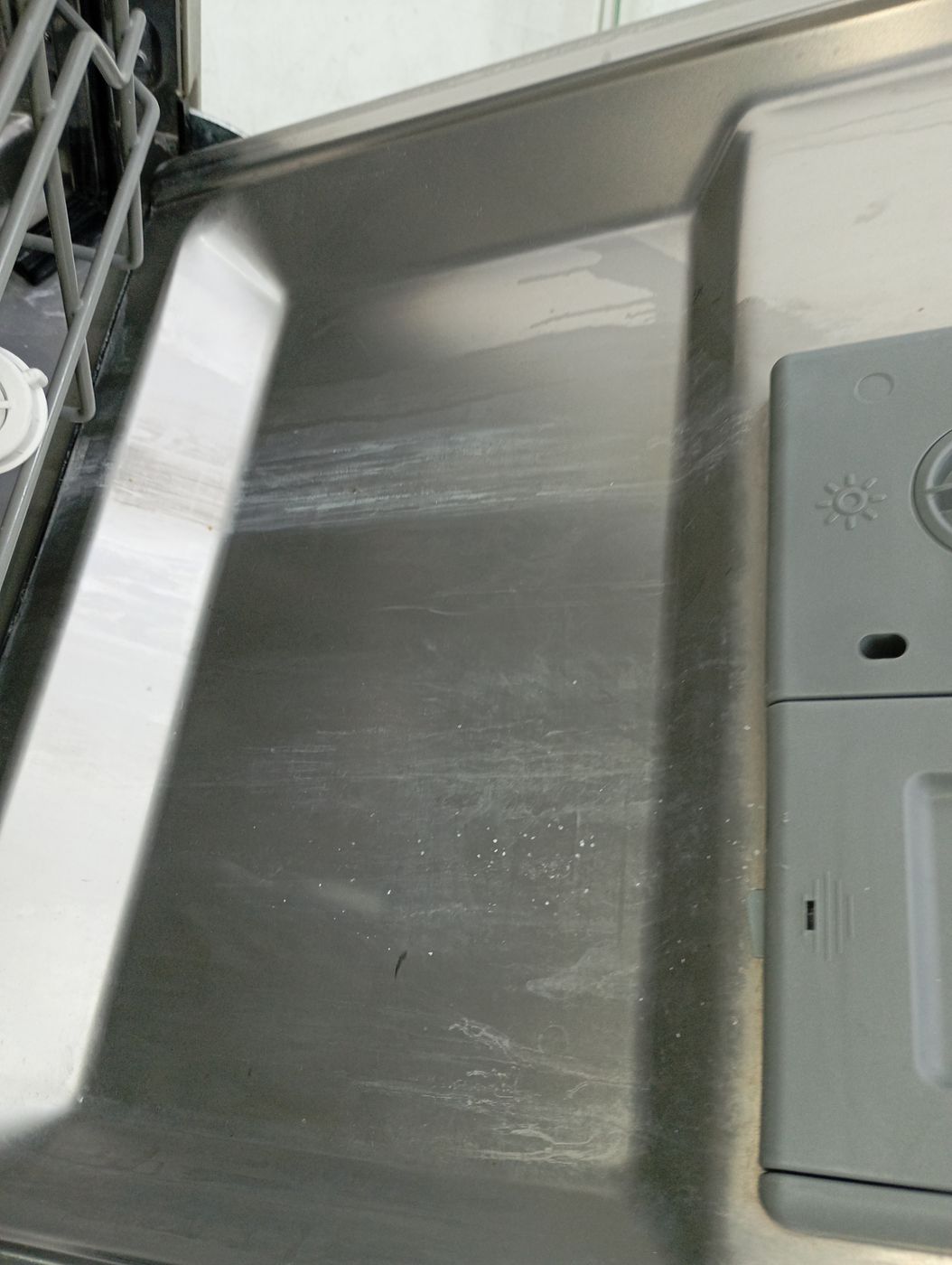 LAVA LOUCAS ELECTROLUX LL10X - Lava Louça Ele