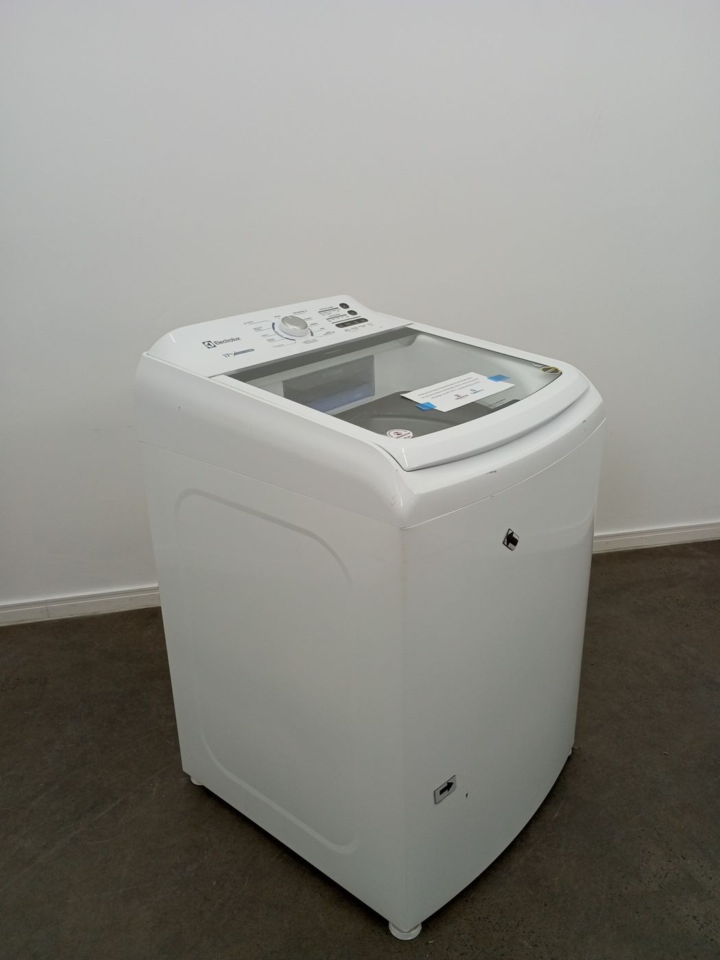 LAVADORA ELECTROLUX LED17 ROUPAS TOP LOAD 17K