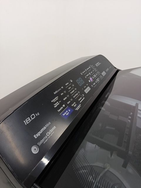 LAVADORA PANASONIC ANTIBACTERIA 18KG - TITANI