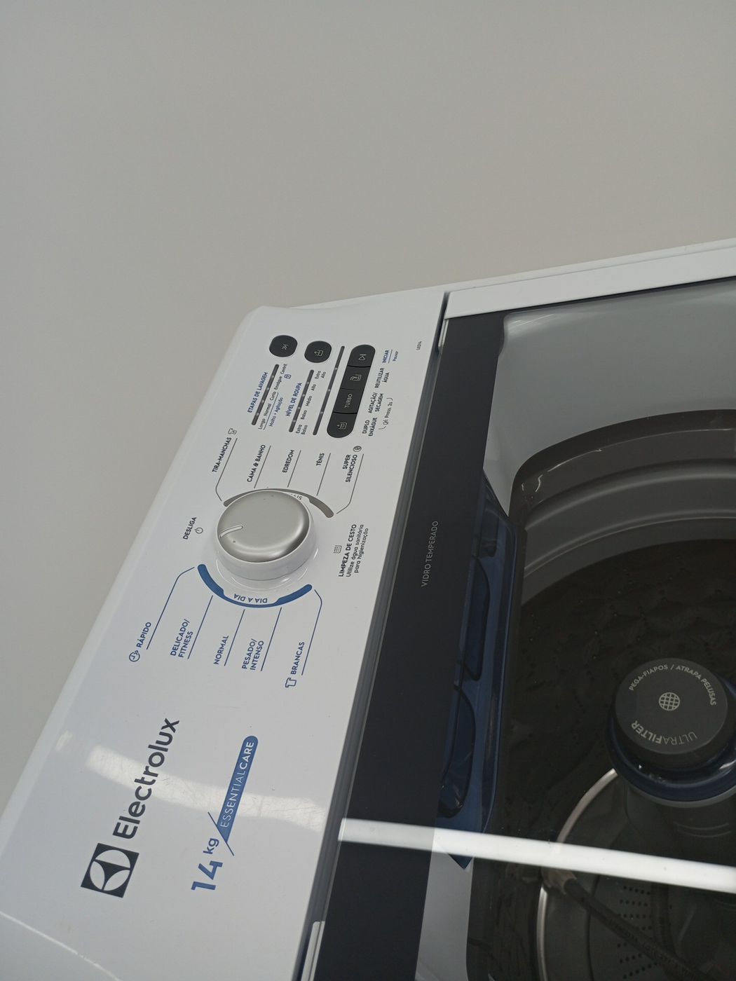 LAVADORA ELECTROLUX LED14 - Lavadora Electrol