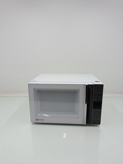 MICRO-ONDAS ELECTROLUX ME36B - Micro-Ondas El