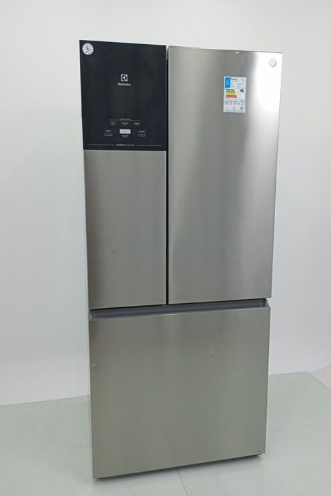 REFRIGERADOR ELECTROLUX IM8S FROST FREE INVER