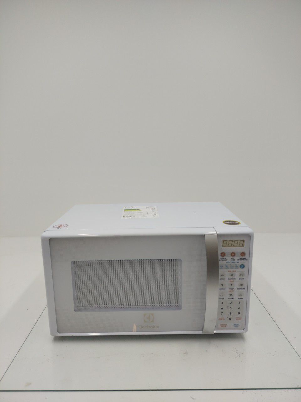 MICRO-ONDAS ELECTROLUX MTO30 MICRO-ONDAS MTO3
