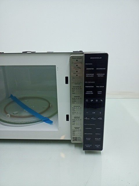MICRO-ONDAS ELECTROLUX ME36S  36L - PRATA