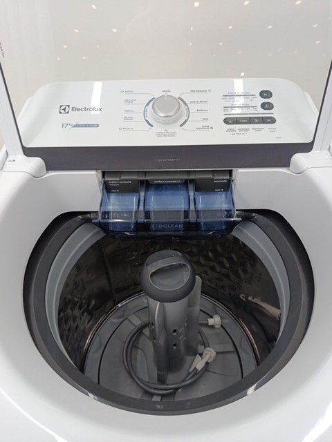 LAVADORA ELECTROLUX LED17 - Lavadora Electrol