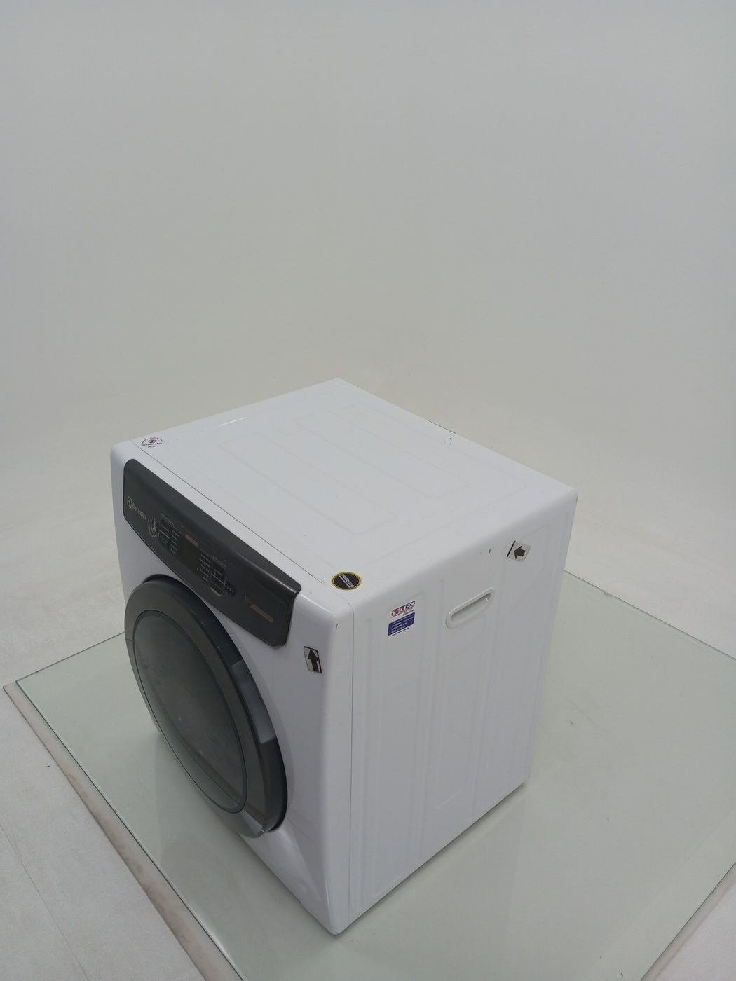 SECADORA ELECTROLUX SVB11 DE PAREDE E PISO 11