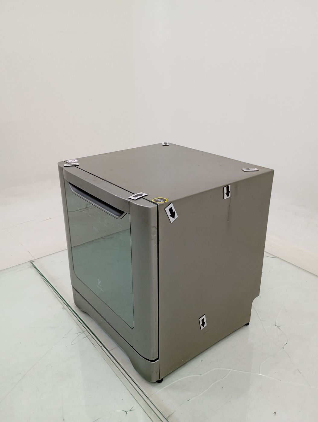 LAVA LOUCAS ELECTROLUX LE08S - Lava Louça Ele