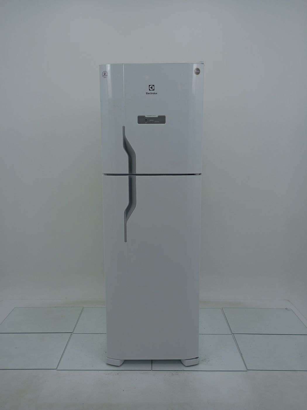 REFRIGERADOR ELECTROLUX DFN44 FROST FREE 400L