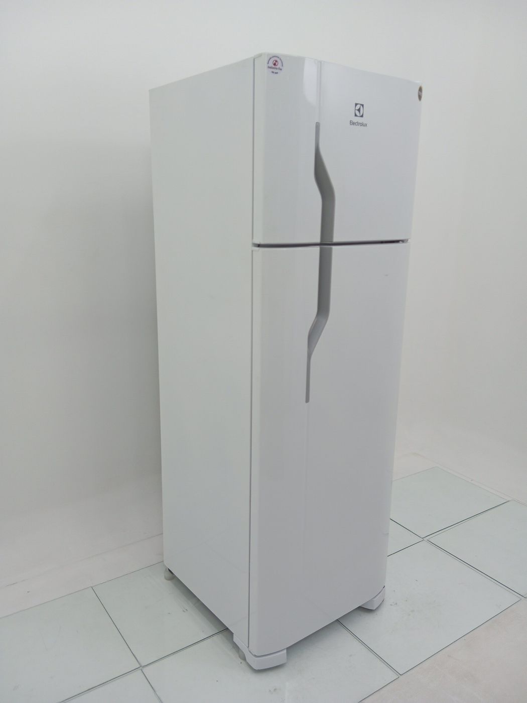 REFRIGERADOR ELECTROLUX DC35A   DUAS PORTAS C