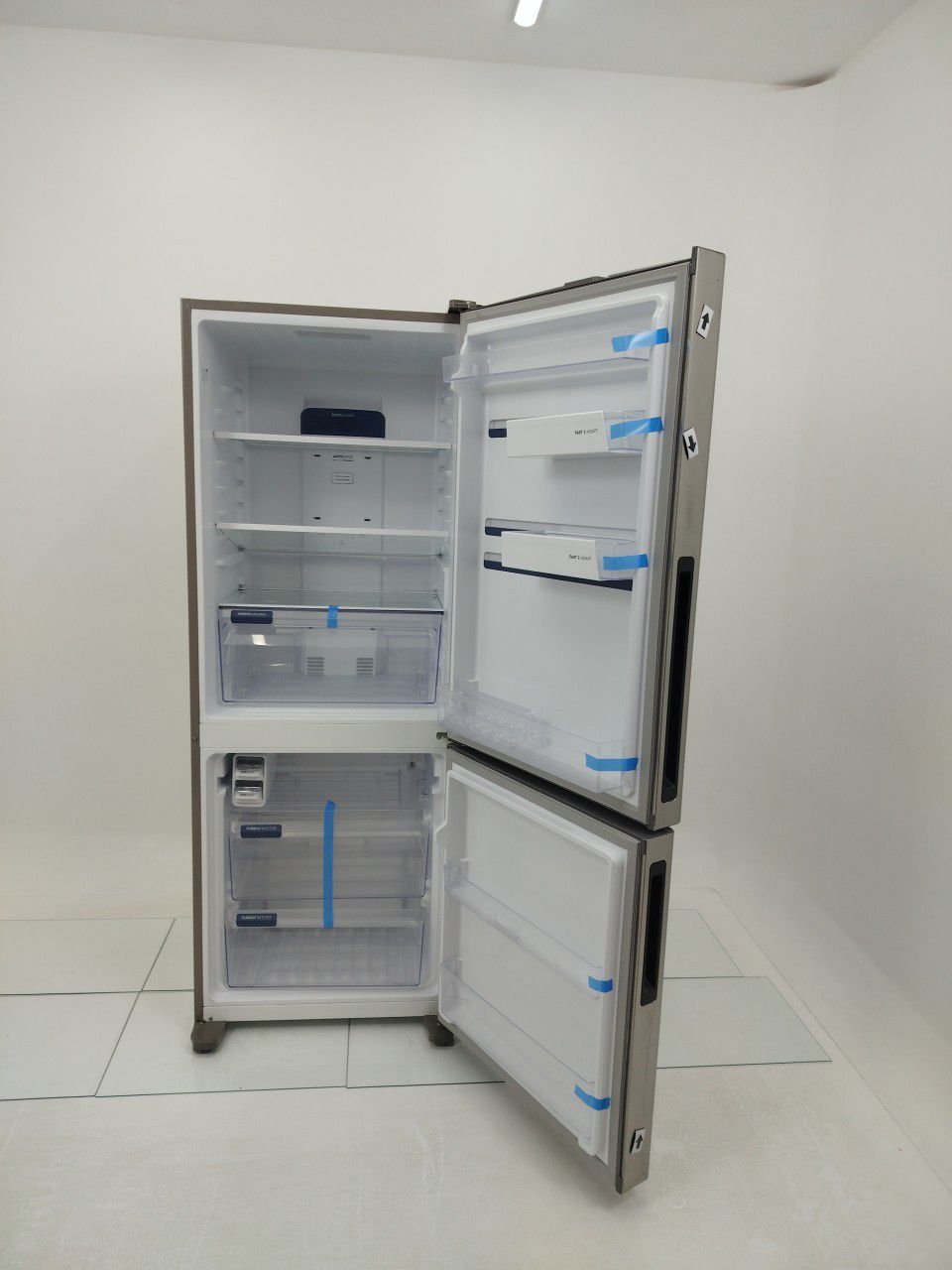 REFRIGERADOR ELECTROLUX IB7S FROST FREE INVER