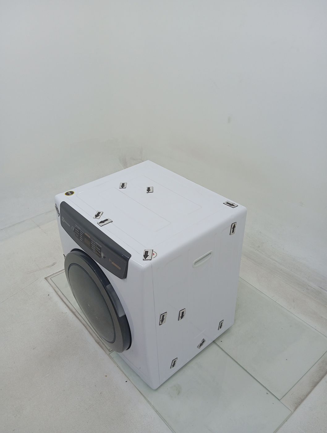 SECADORA ELECTROLUX SVB11 11KG DE PAREDE E PI