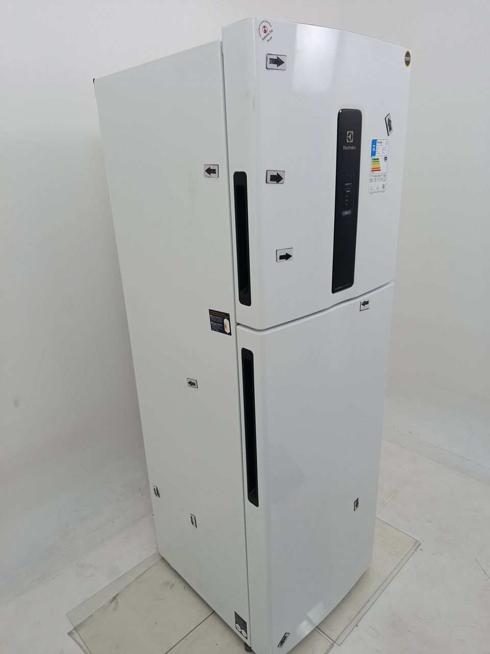 REFRIGERADOR ELECTROLUX IF46 FROST FREE  410L