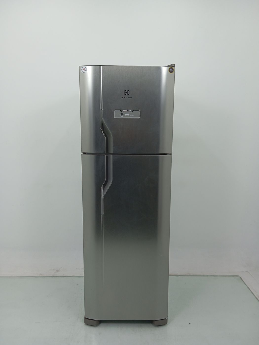 REFRIGERADOR ELECTROLUX DFX41 FROST FREE 371l