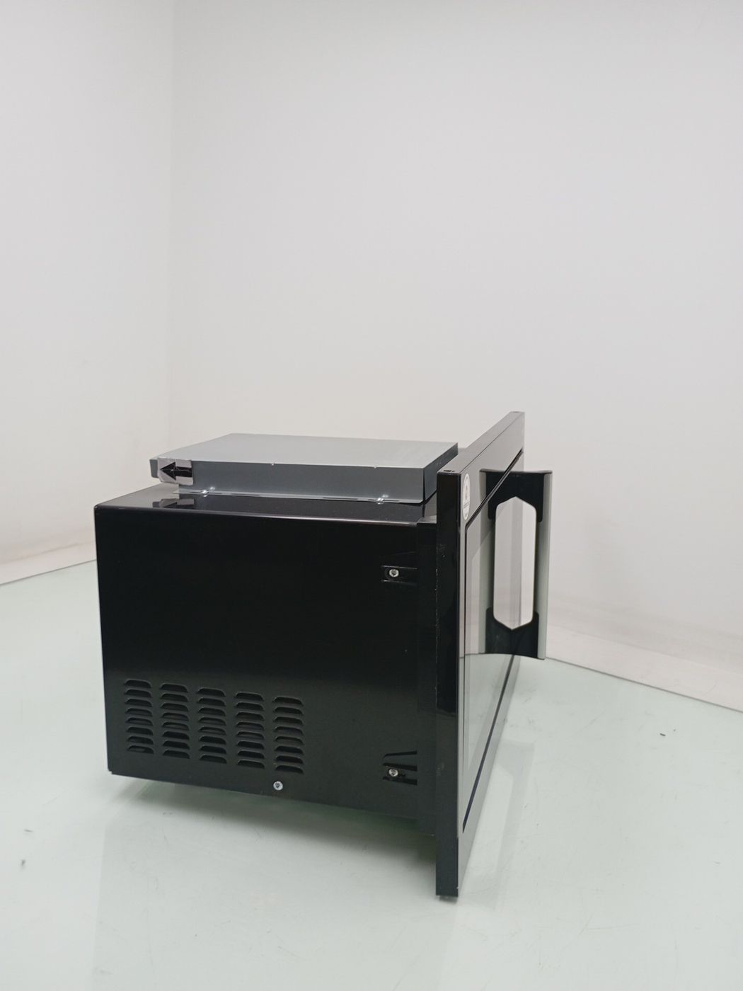 MICRO-ONDAS ELECTROLUX ME3BP - Micro-Ondas El