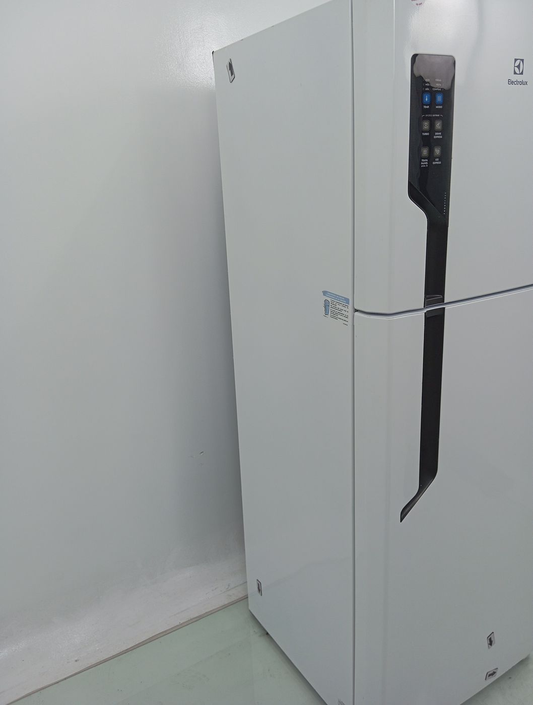 REFRIGERADOR ELECTROLUX TF56 FROST FREE 474L 