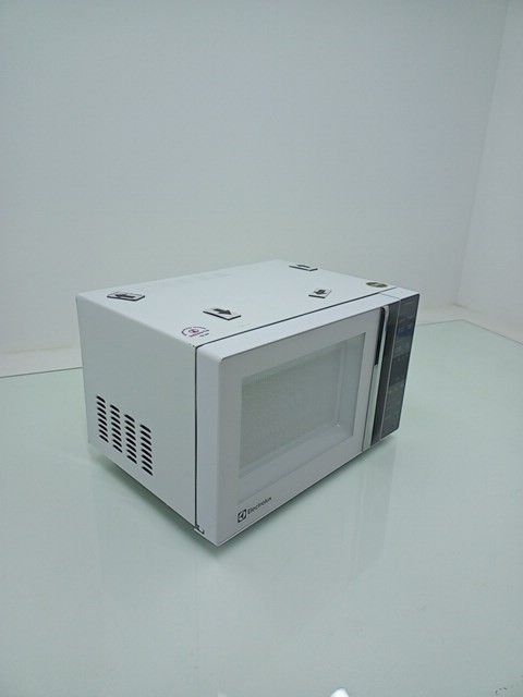 MICRO-ONDAS ELECTROLUX ME23B 23L - BRANCO