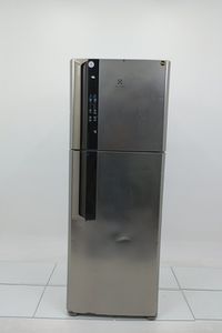 Geladeira Electrolux Df56s - Geladeira Electrolux Df56s-127 V-platinum - Platinum