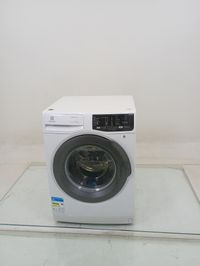 Lavadora Electrolux Lfe11 Frontal 11kg Inverter Com Agua Quente - Branco