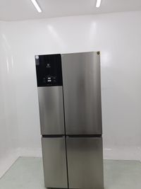 Geladeira Electrolux Iq8s Frost Free 581l Experience Com Flexispace 4 Portas - Platinum