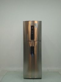 Geladeira Electrolux Iw46s Frost Free Inverter 409l Agua Na Porta  - Inox