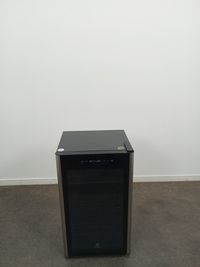 Adega Electrolux Wdf29 Dual Zone 29 Garrafas - Preto