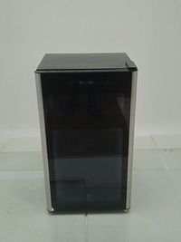 Adega Electrolux Wdf29 - Adega Electrolux Wdf29-127 V-preto - Preto