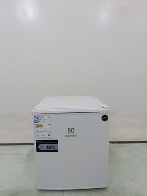 Frigobar Electrolux Em50 - Frigobar Electrolux Em50-127 V-branco - Branco
