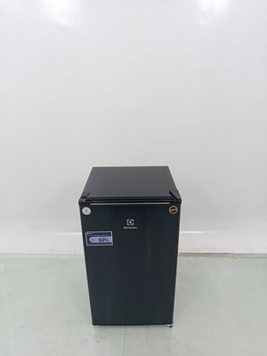 Frigobar Electrolux Em90b - Frigobar Electrolux Em90b-220 V-preto - Preto